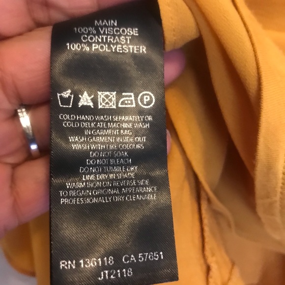 Forever New Top! Mustard coloured XXS - Picture 3 of 8